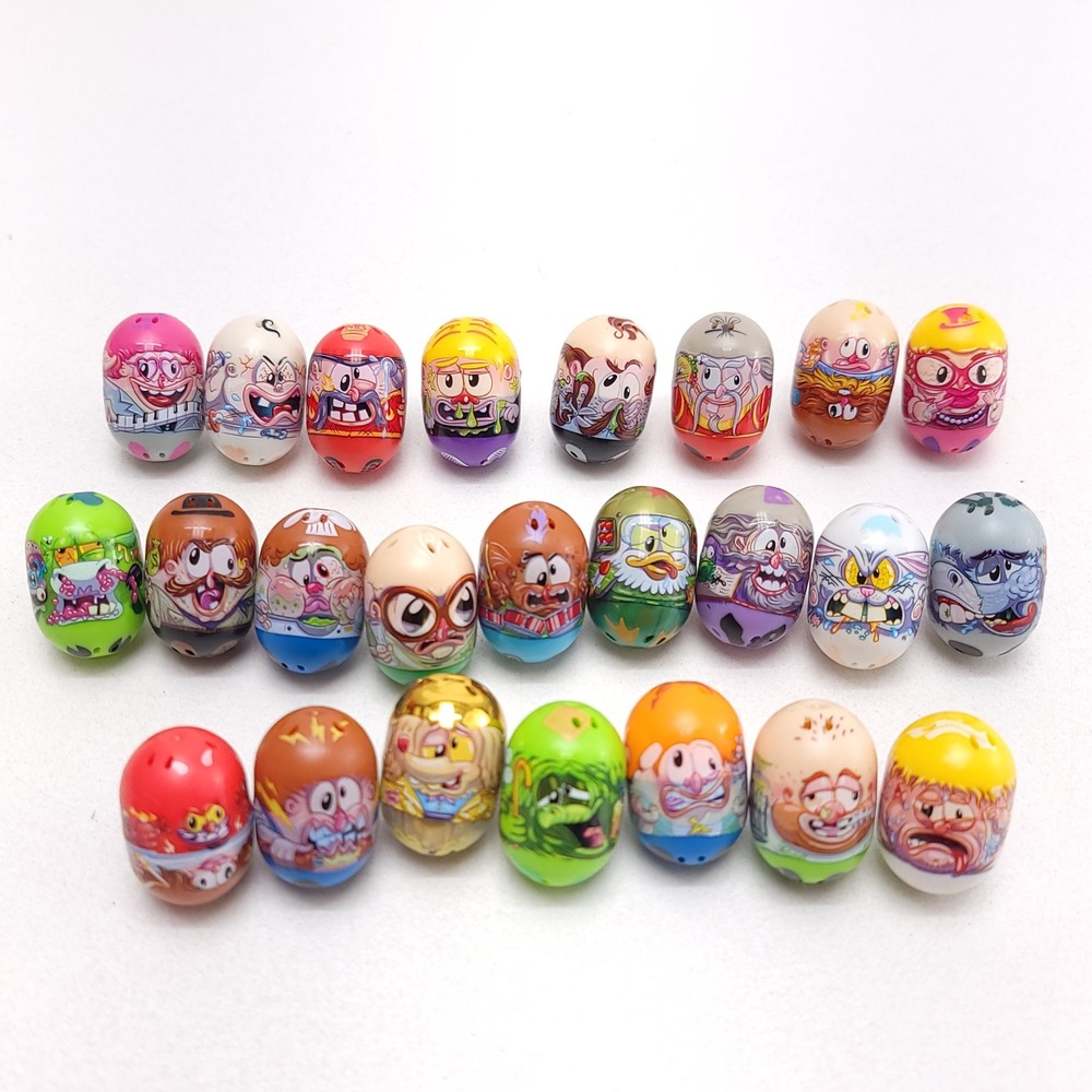 Mighty Beans Lot of 24 Mixed Characters Gold Rare Included